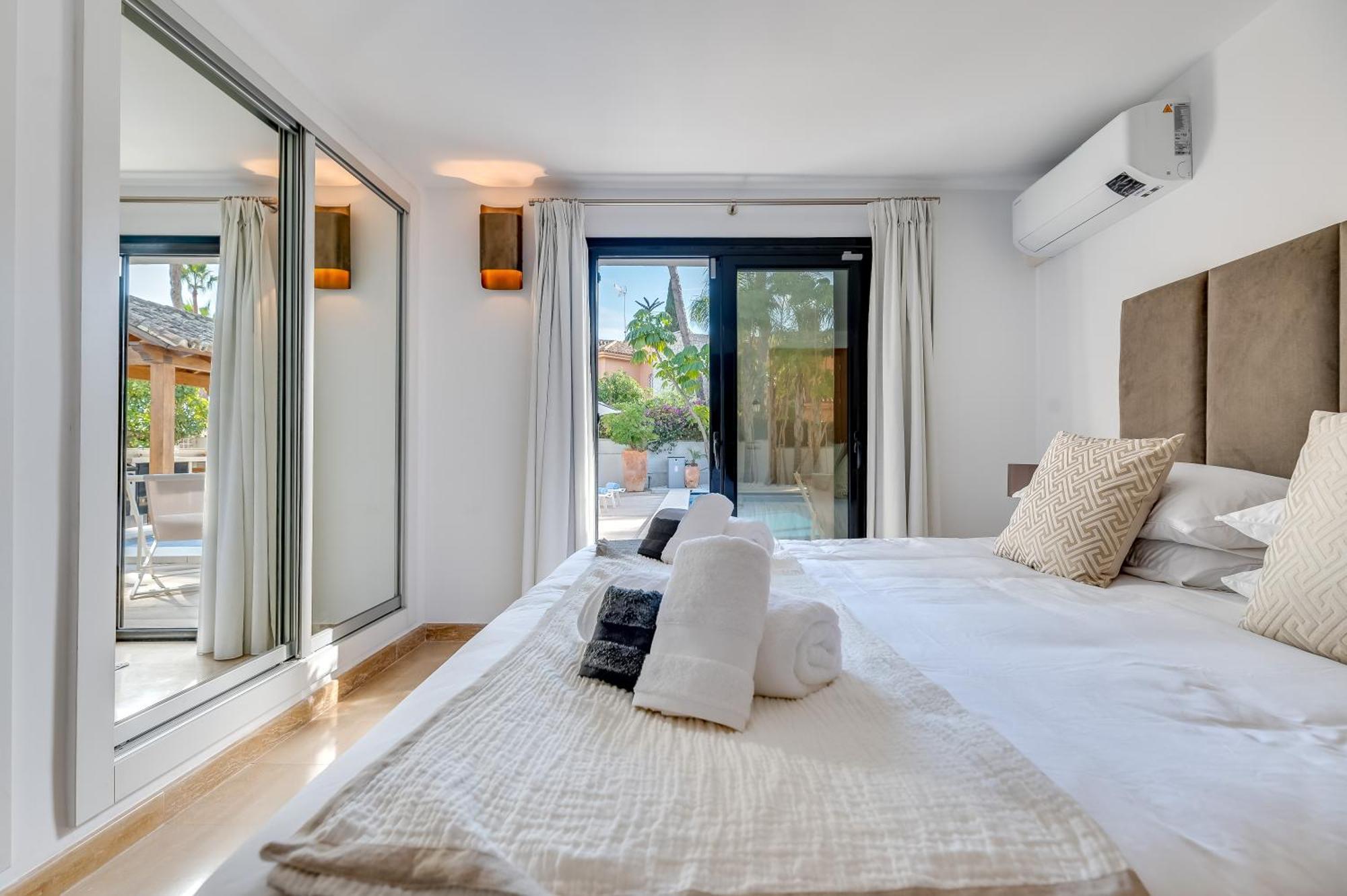 Vacation Marbella I Villa La Cabane, Prestige, Heated Pool, 300M To The Beach Buitenkant foto