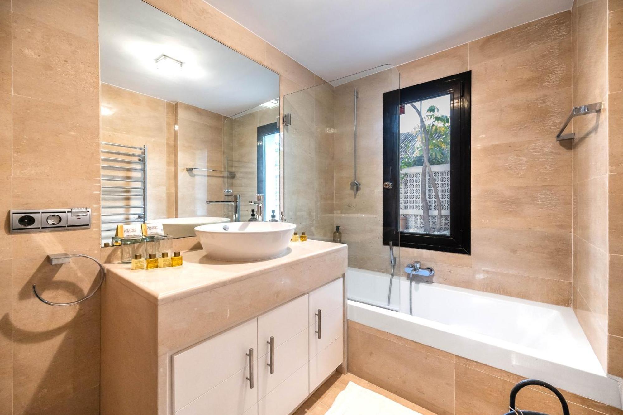 Vacation Marbella I Villa La Cabane, Prestige, Heated Pool, 300M To The Beach Buitenkant foto